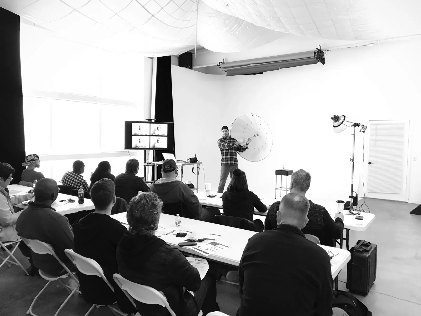 Jeff Carpenter teaching a lighting class